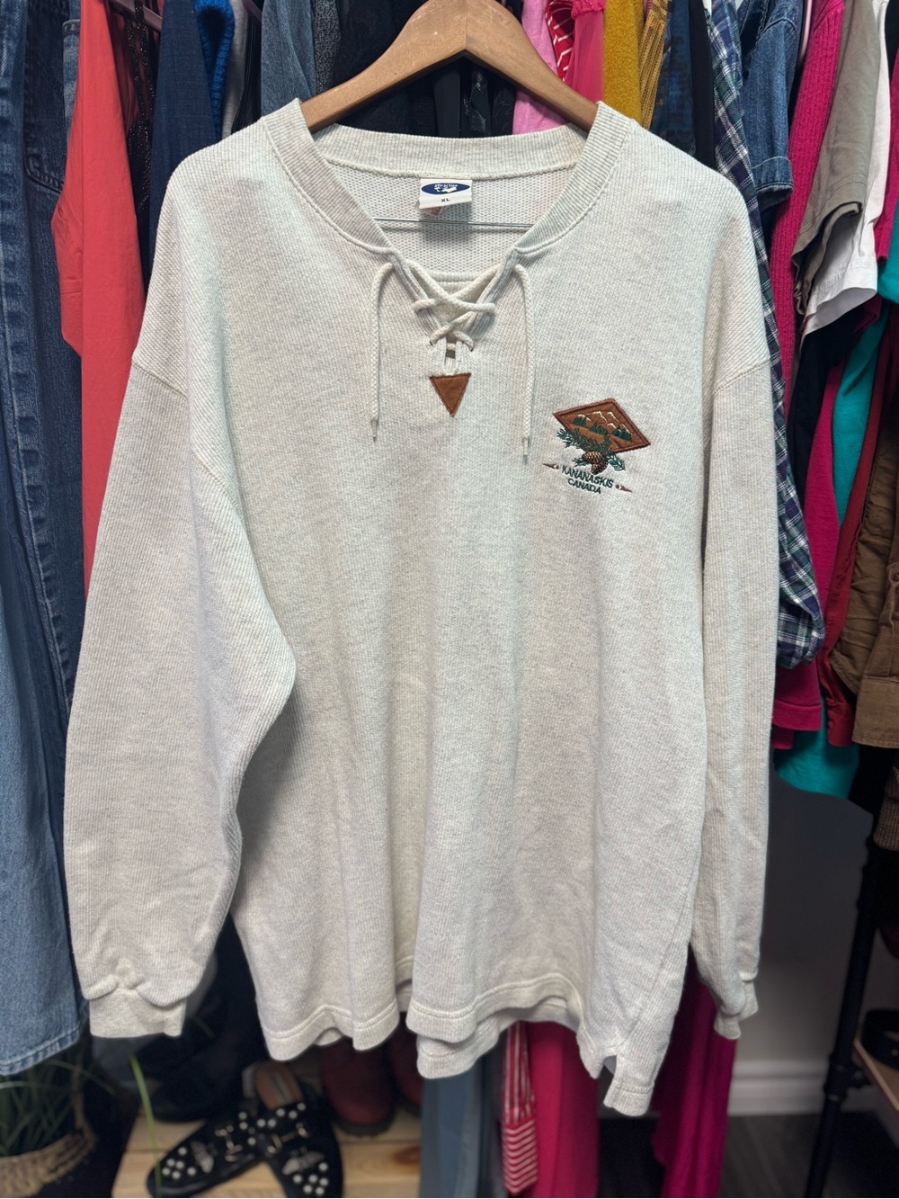 Vintage 90s Attraction Kananaskis Canada Lace Up Henley Sweatshirt